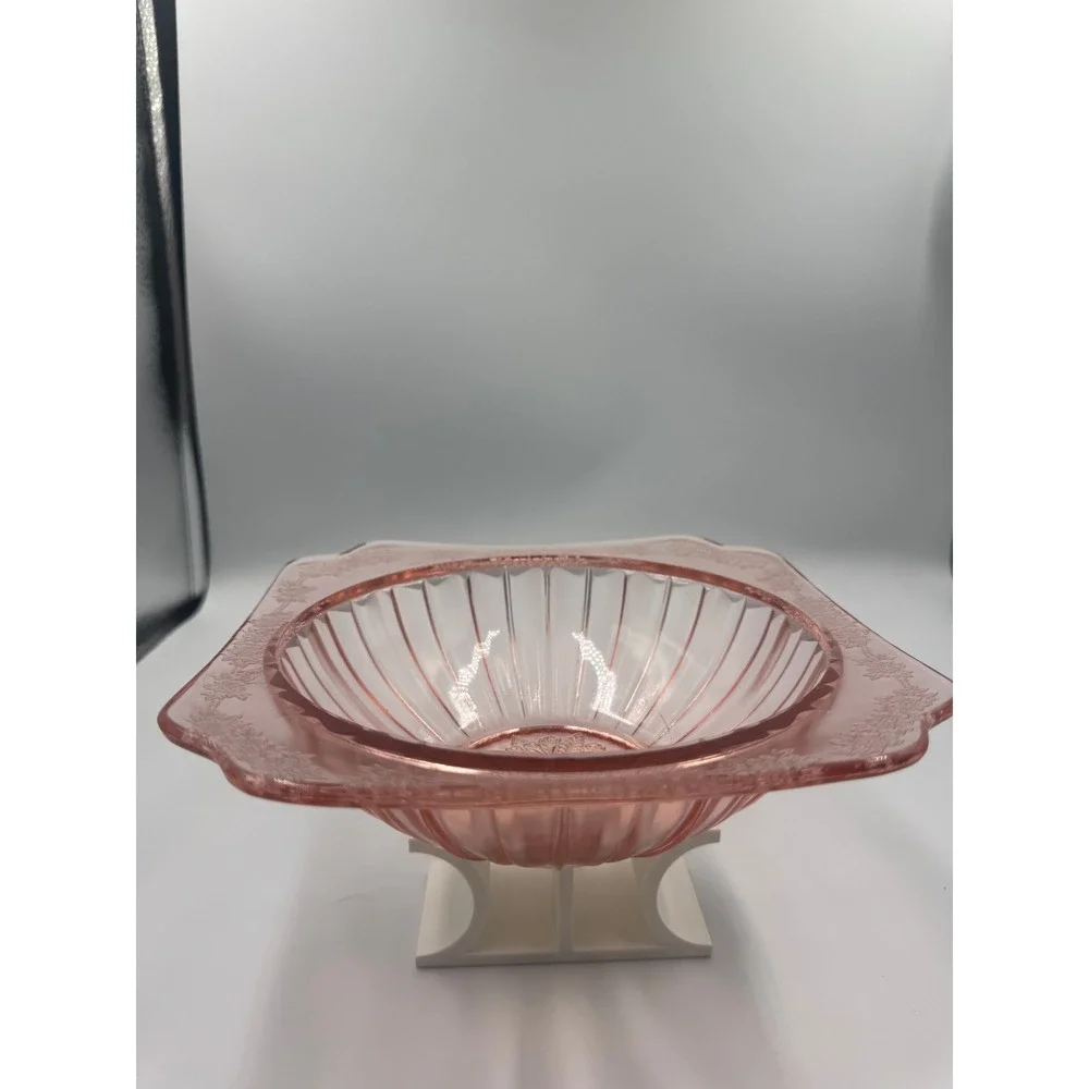 Jeannette Glass Adam Pink Depression Glass Square Scalloped‎ Ribbed Floral Bowl